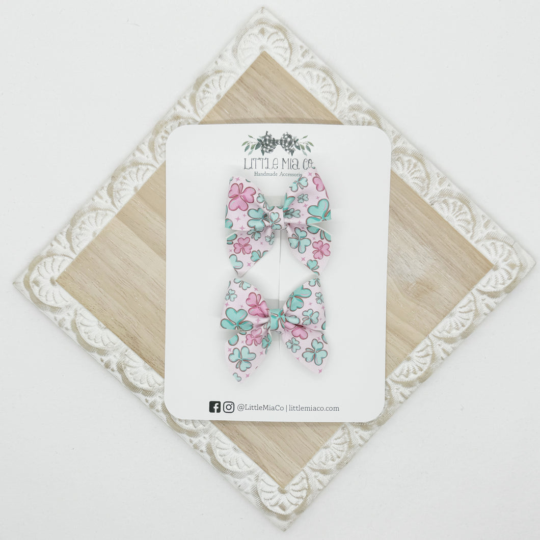 Mint & Pink Clover Mini Marie Piggy Clips