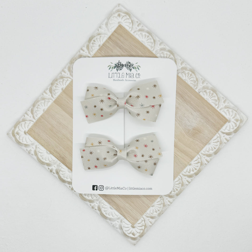 Cream Snowflake Lou Piggy Clips