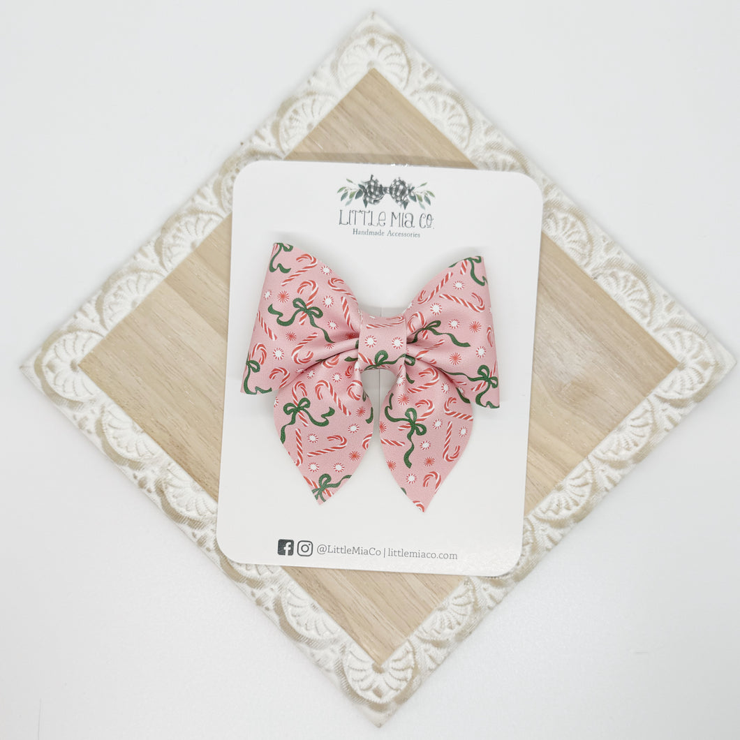 Bow Candy Cane Marie Clip