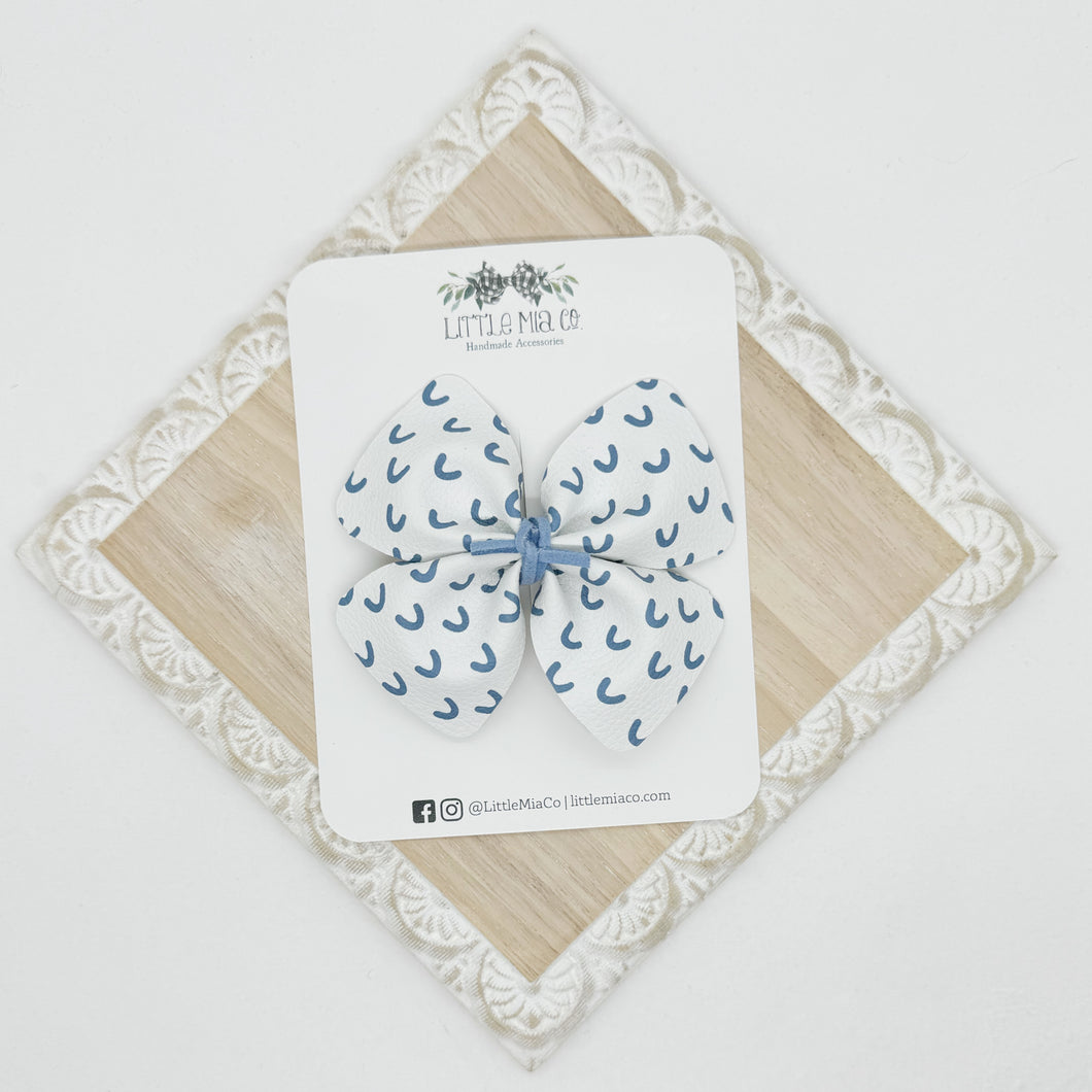 Blue & White Arch Bella Clip