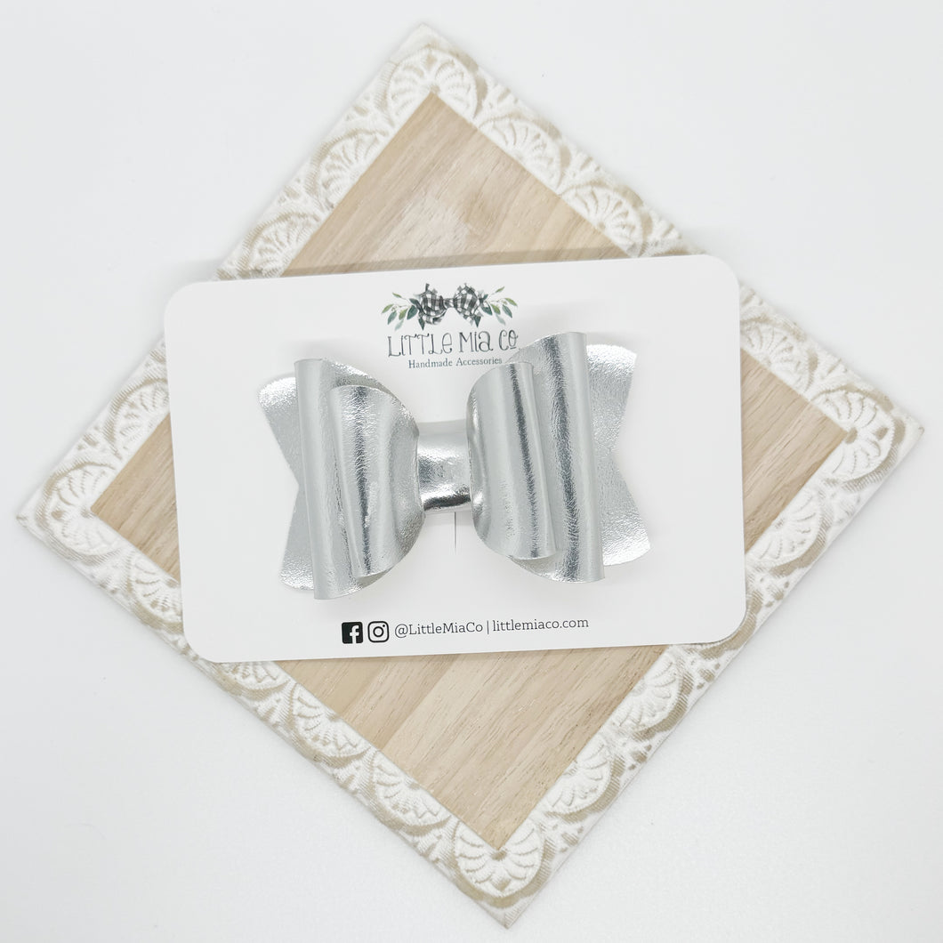 Metallic Sliver Chloe Clip