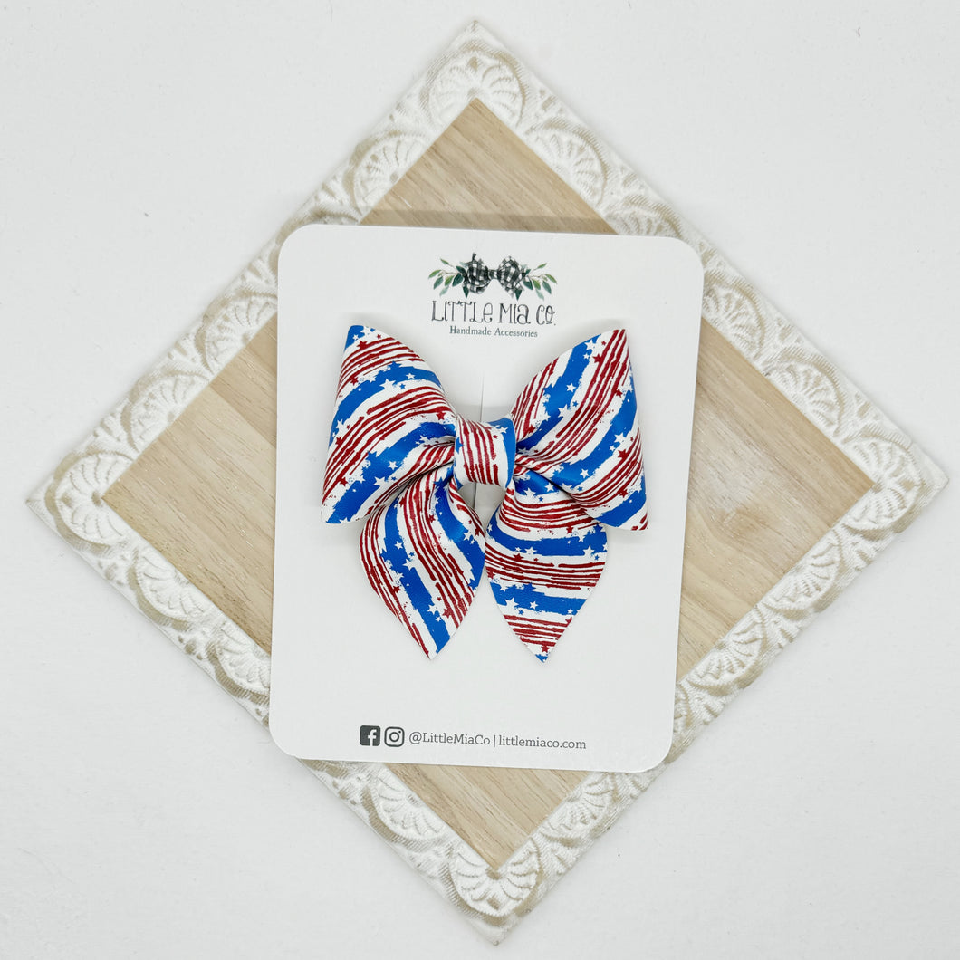 Stars & Stripe Swirls Marie Clip