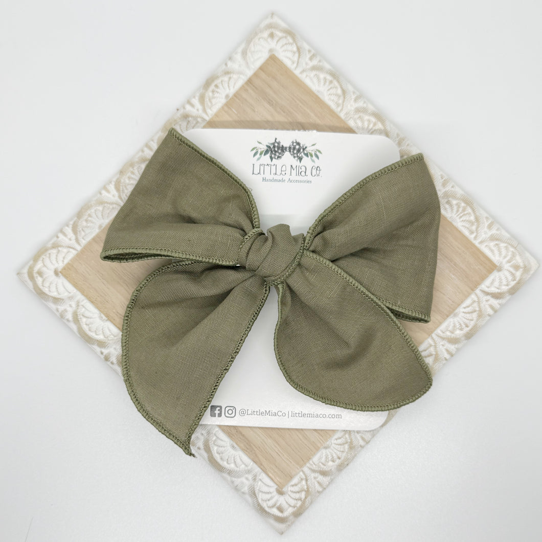 Olive Linen 5” Clip