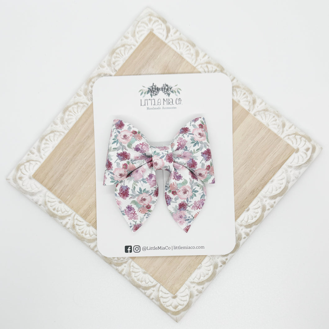 Mauve Pink Floral Marie Clip