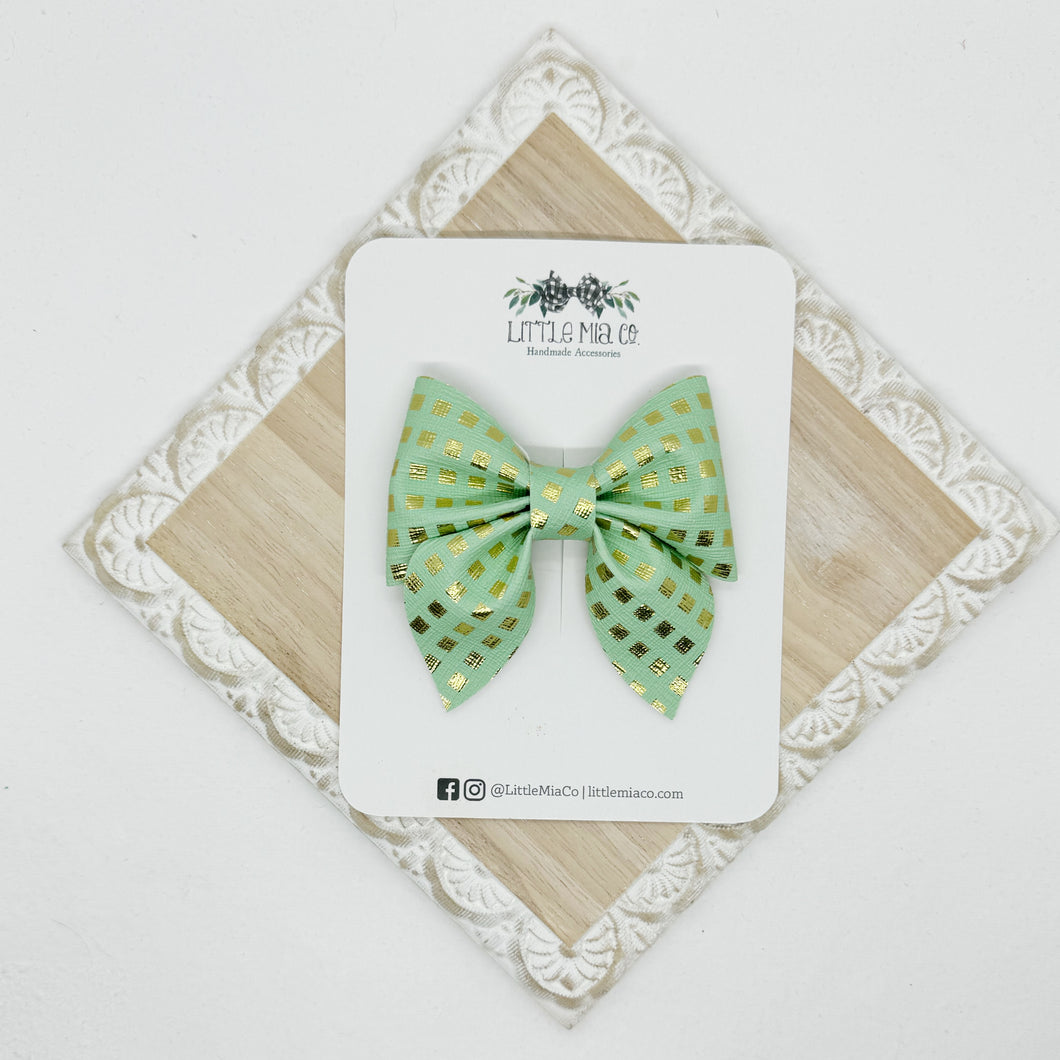 Mint & Gold Marie Clip