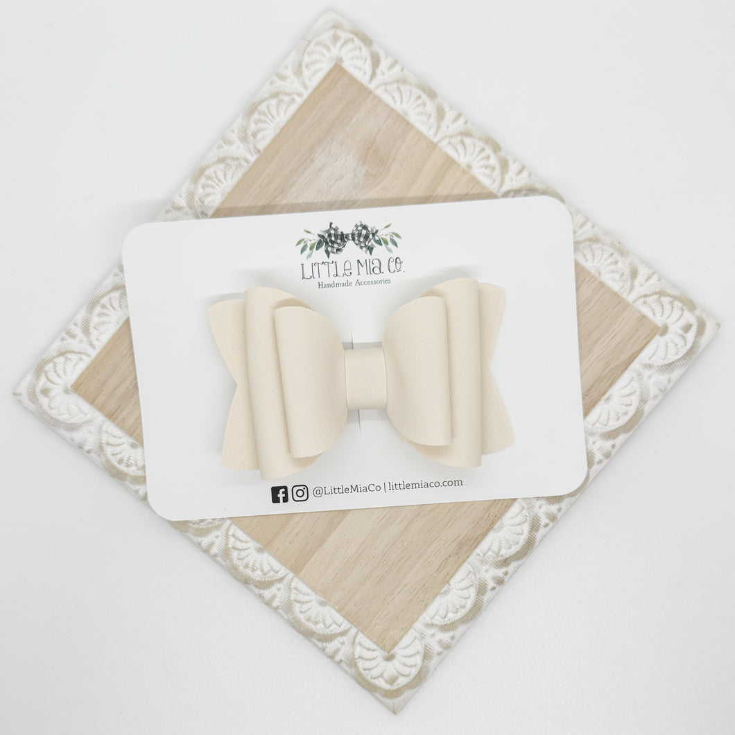 Cream Chloe Clip