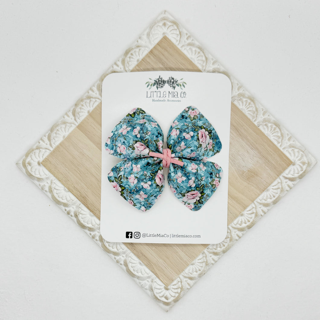 Blue Floral Bella Clip