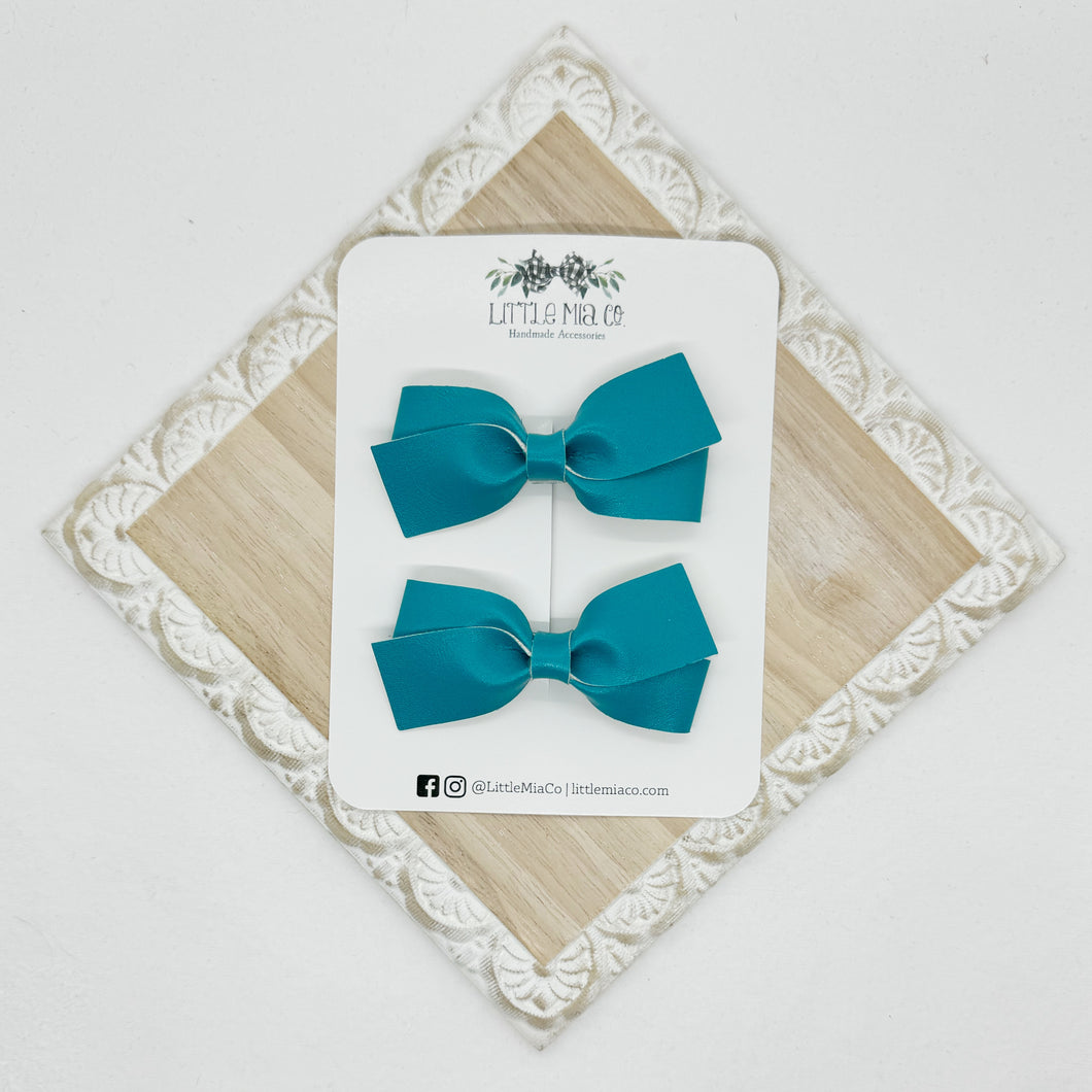 Bright Blue Lou Piggy Clips