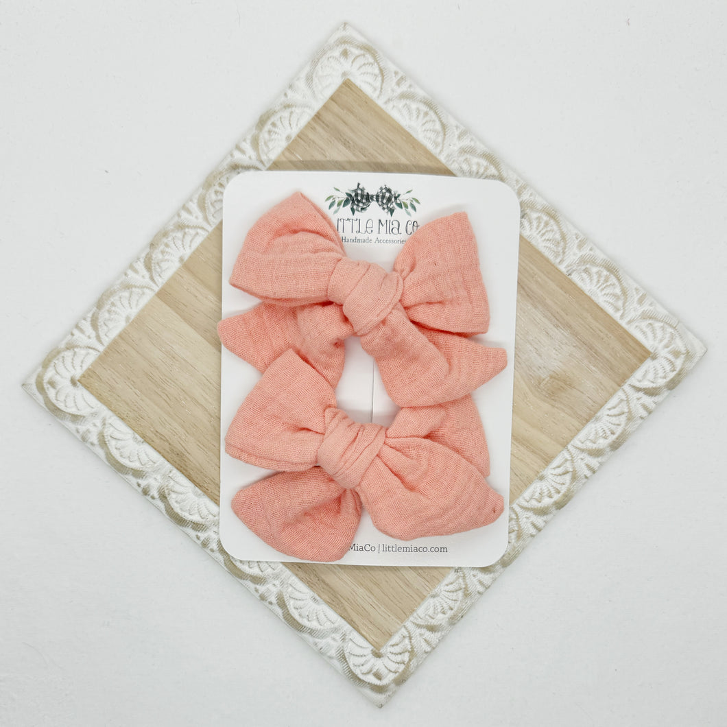 Peach Linen Piggy Clips