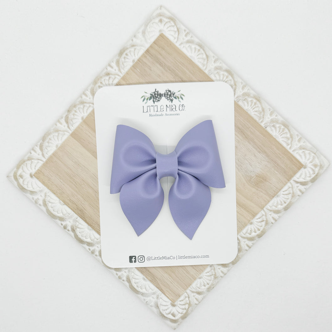 Light Violet Marie Clip