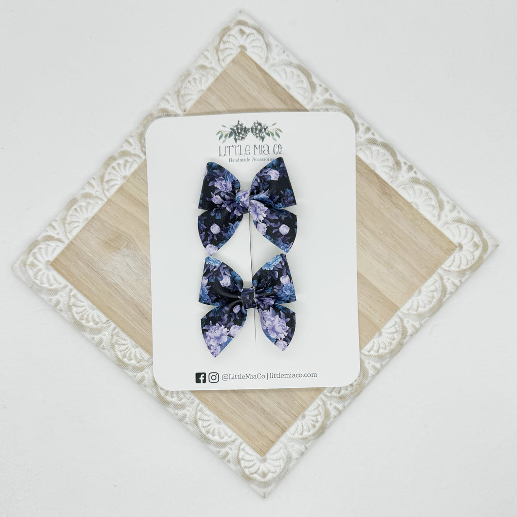 Blue & Black Floral Mini Marie Piggy Clips